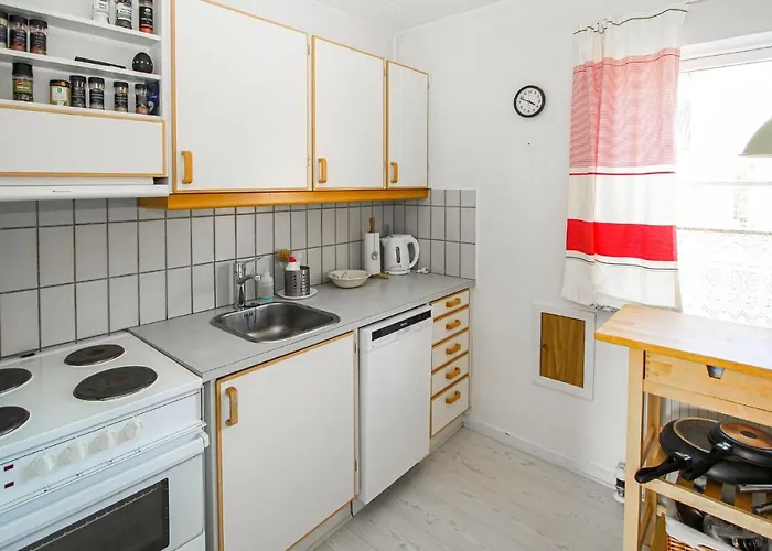 Сasa de vacaciones 3 Bedroom Lovely In Samso *